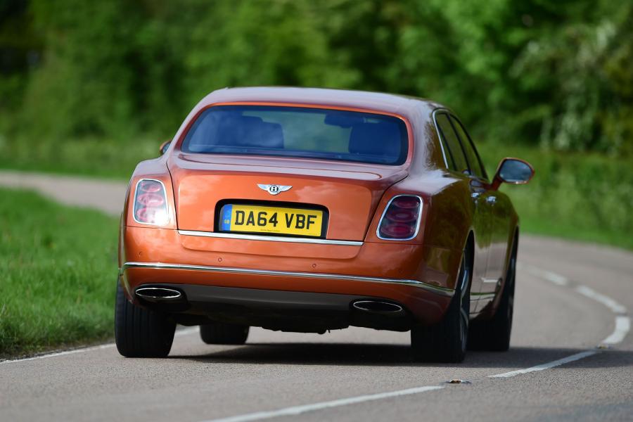  Bentley Mulsanne Speed 2014 года  (UK) (фото 3 из 7)